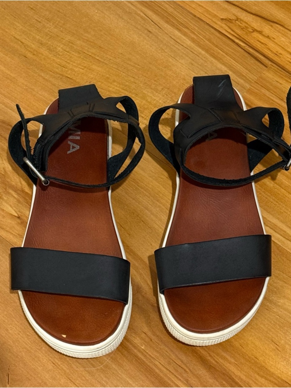 MIA Black and Brown Platform Ankle-Strap Sandals - Picture 2 of 7